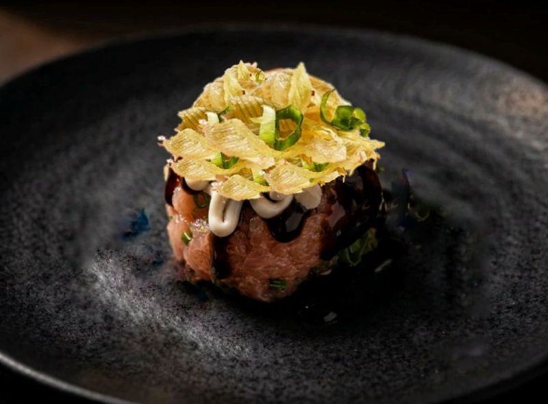 Tartar de Salmão com Alho-Poró